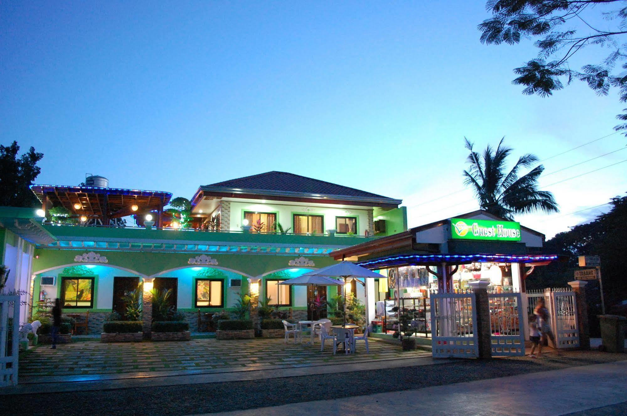 Dzr Guest House Puerto Princesa Exterior foto